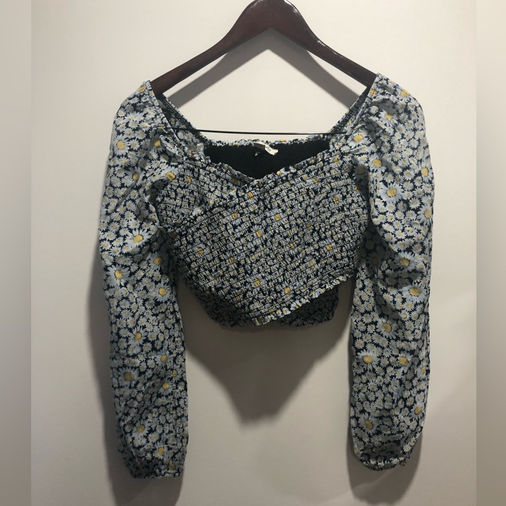 American Eagle Outfitters Blue Floral Blouse